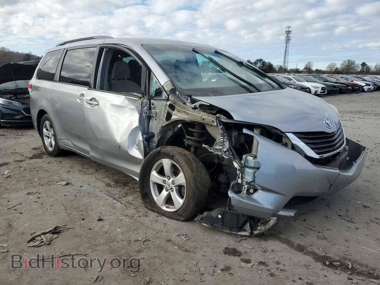 2012 TOYOTA All Models - VIN: 5TDKK3DC1CS257212 - Фото 4