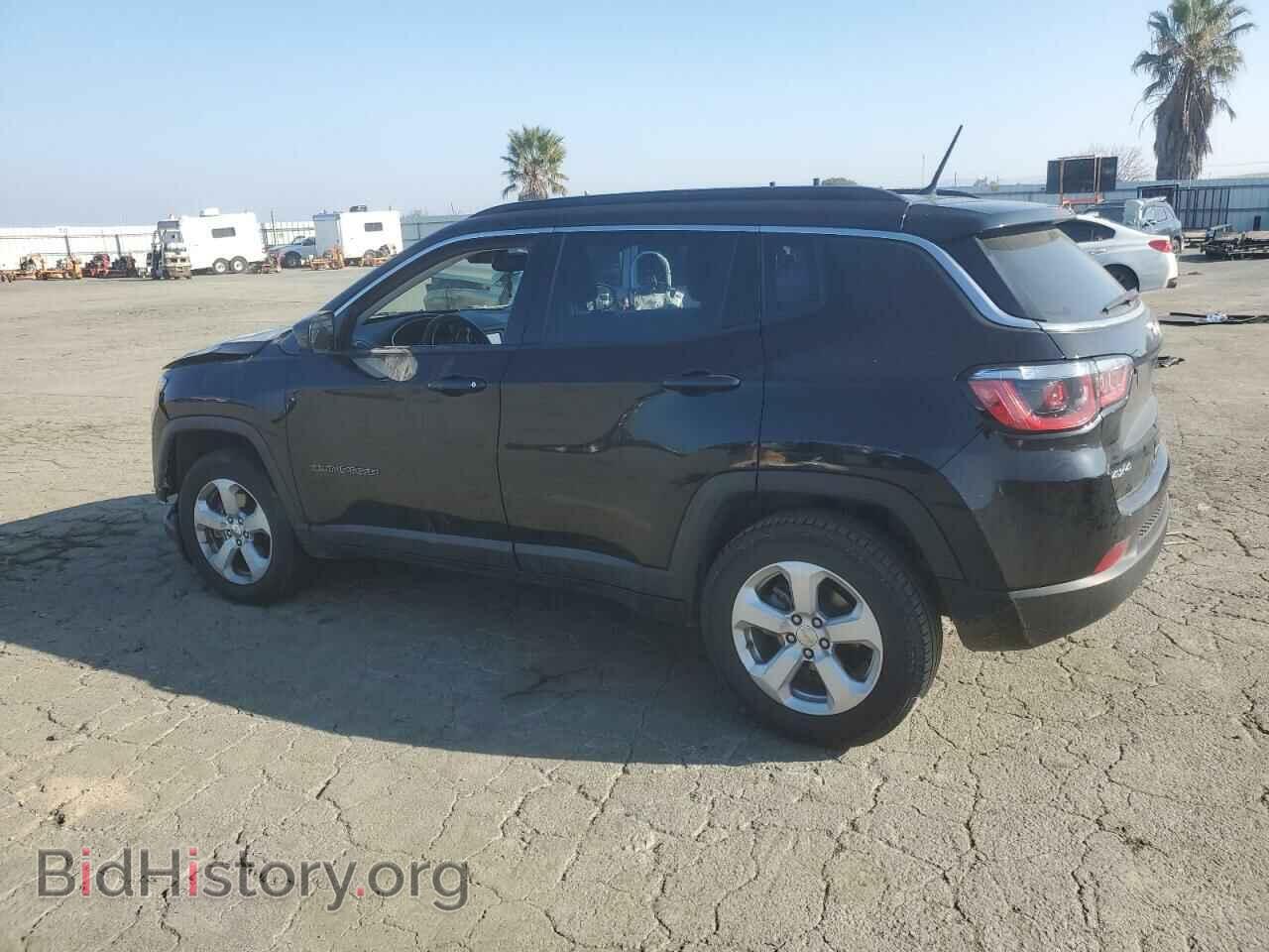 2017 JEEP COMPASS - VIN: 3C4NJDBB0HT680988 - Photo 2