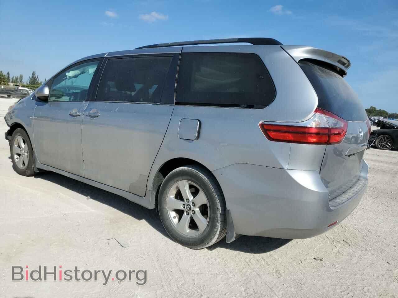 2018 TOYOTA All Models - VIN: 5TDKZ3DC0JS903123 - Фото 2