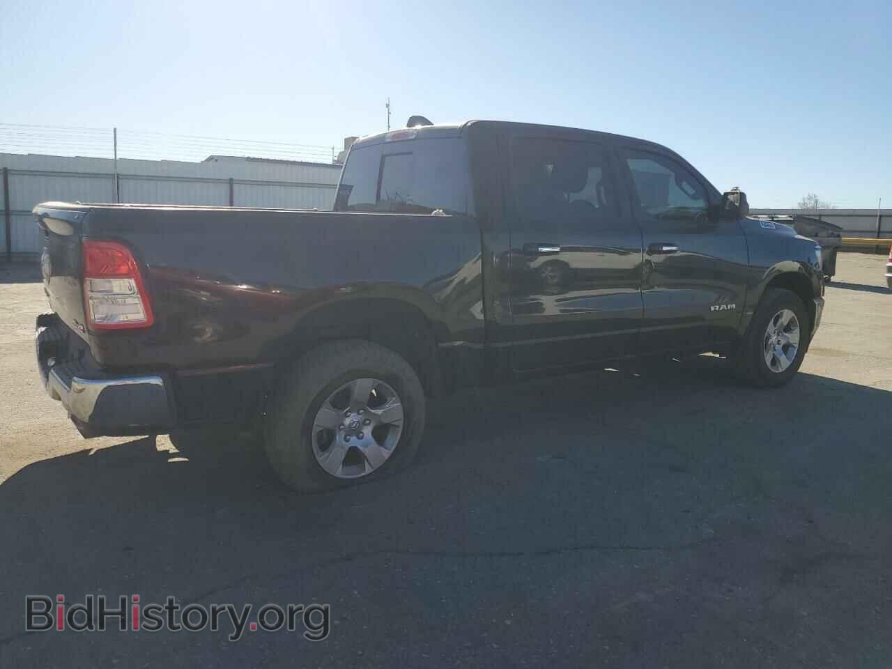 2020 RAM 1500 - VIN: 1C6SRFFT7LN156408 - Фото 3