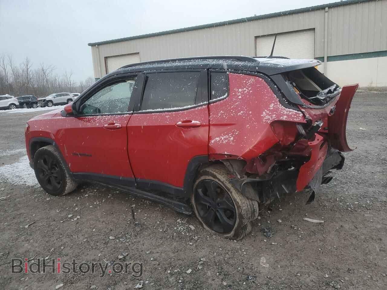 2018 JEEP COMPASS - VIN: 3C4NJDBBXJT366027 - Фото 2