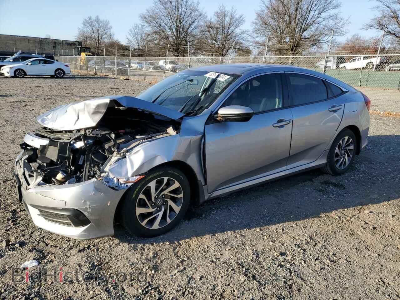 Photo 2HGFC2F76JH513172 - HONDA CIVIC 2018