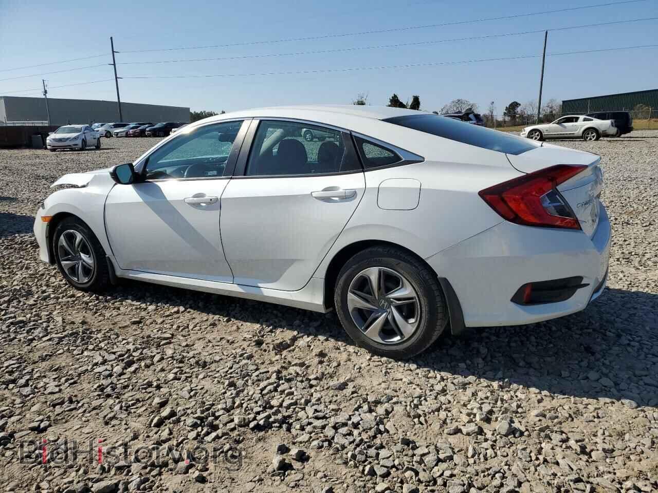 2019 HONDA CIVIC - VIN: 2HGFC2F65KH586395 - Фото 2