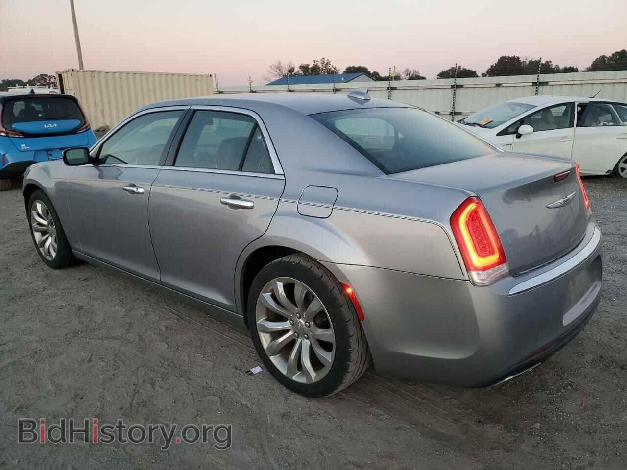 2018 CHRYSLER 300 - VIN: 2C3CCAEG0JH193834 - Фото 2