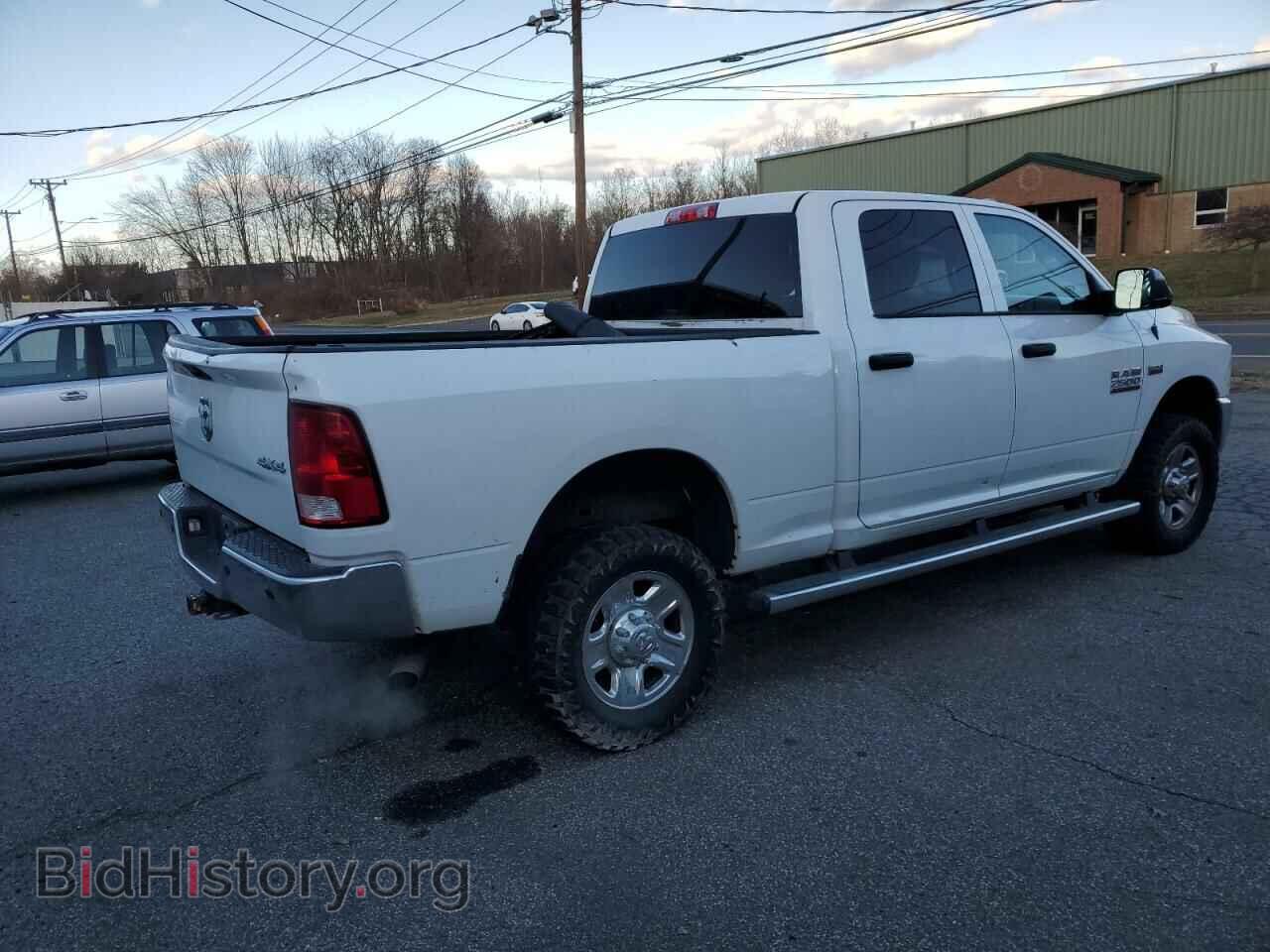 2016 RAM All Models - VIN: 3C6UR5CJ0GG351027 - Photo 3