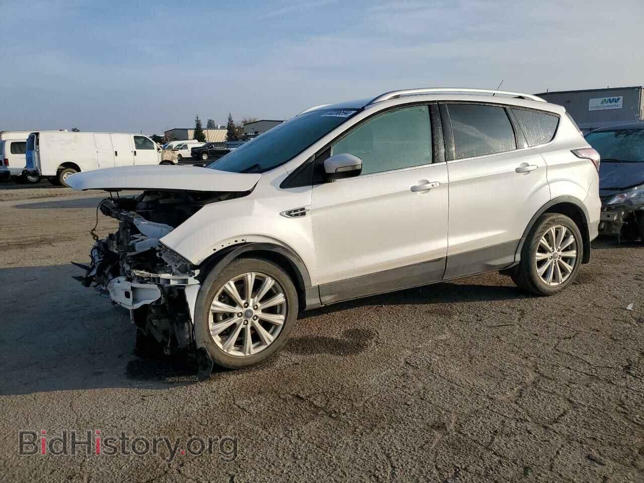 Фотография 1FMCU0J97HUC14109 - FORD ESCAPE 2017