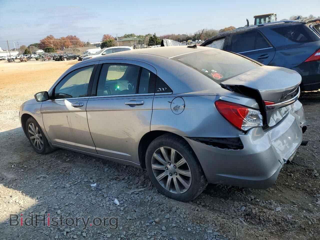 2013 CHRYSLER 200 - VIN: 1C3CCBBB4DN600077 - Фото 2