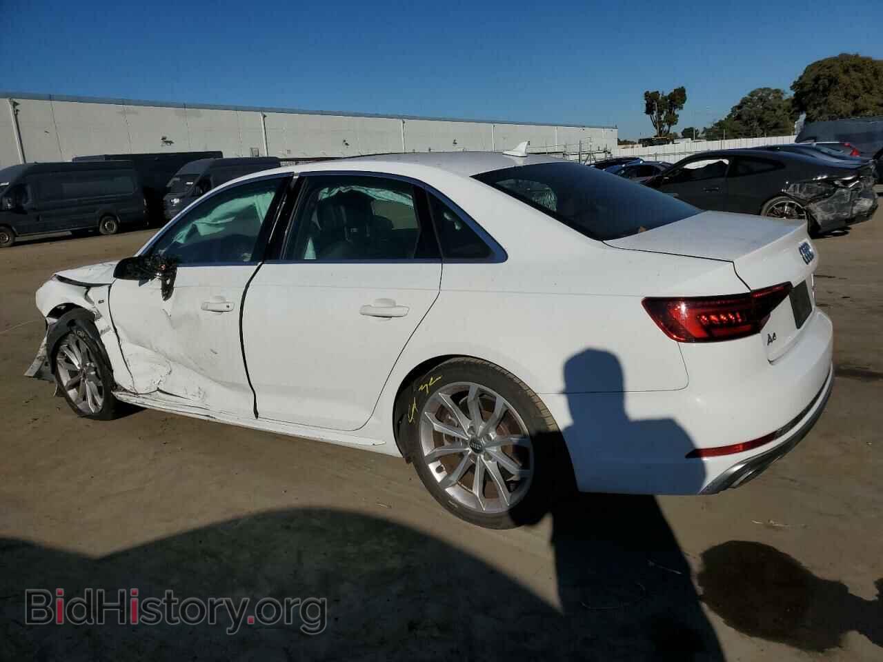 2019 AUDI A4 - VIN: WAUDNAF46KA084452 - Фото 2