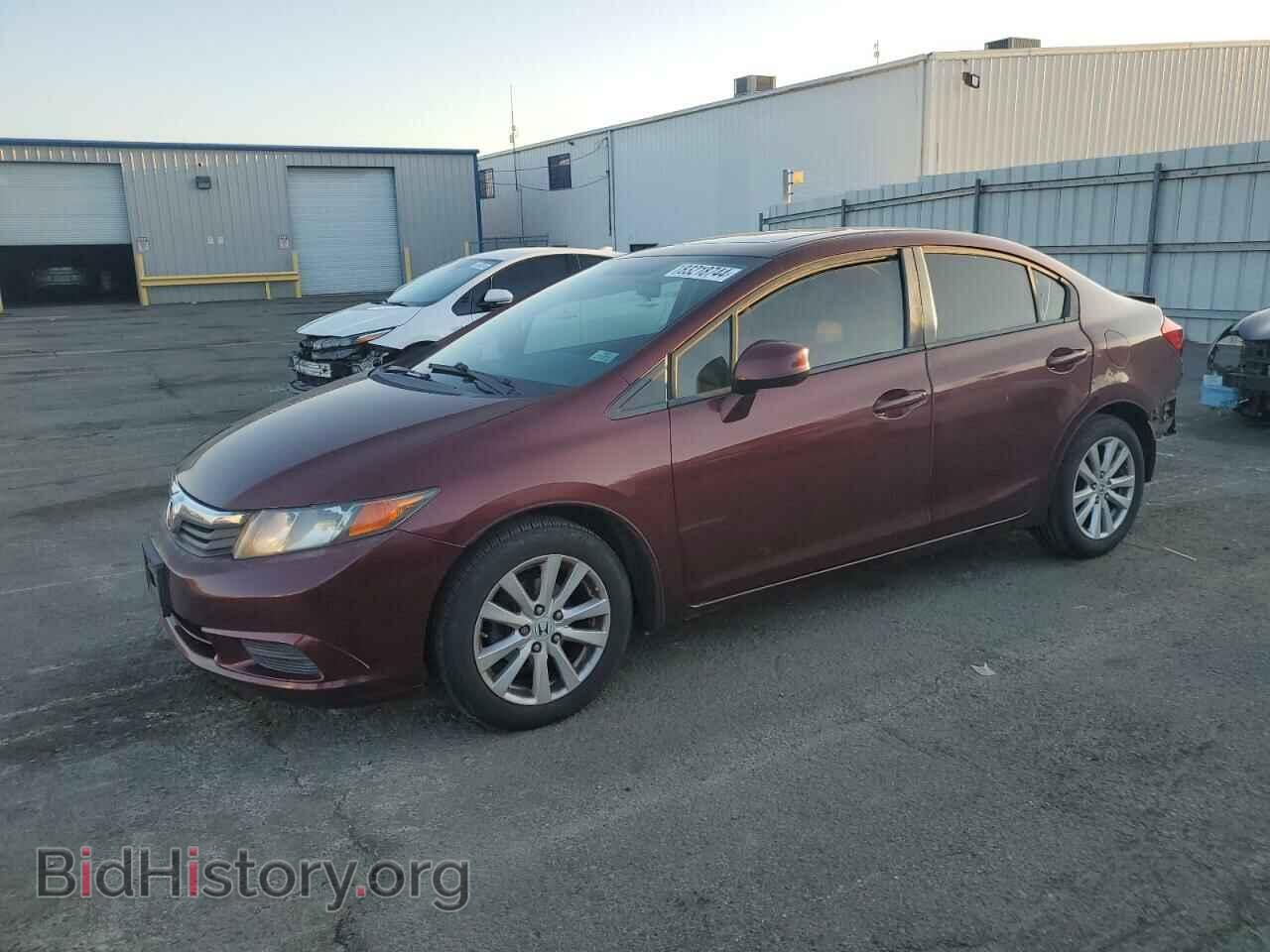 Фотография 19XFB2F88CE317470 - HONDA CIVIC 2012