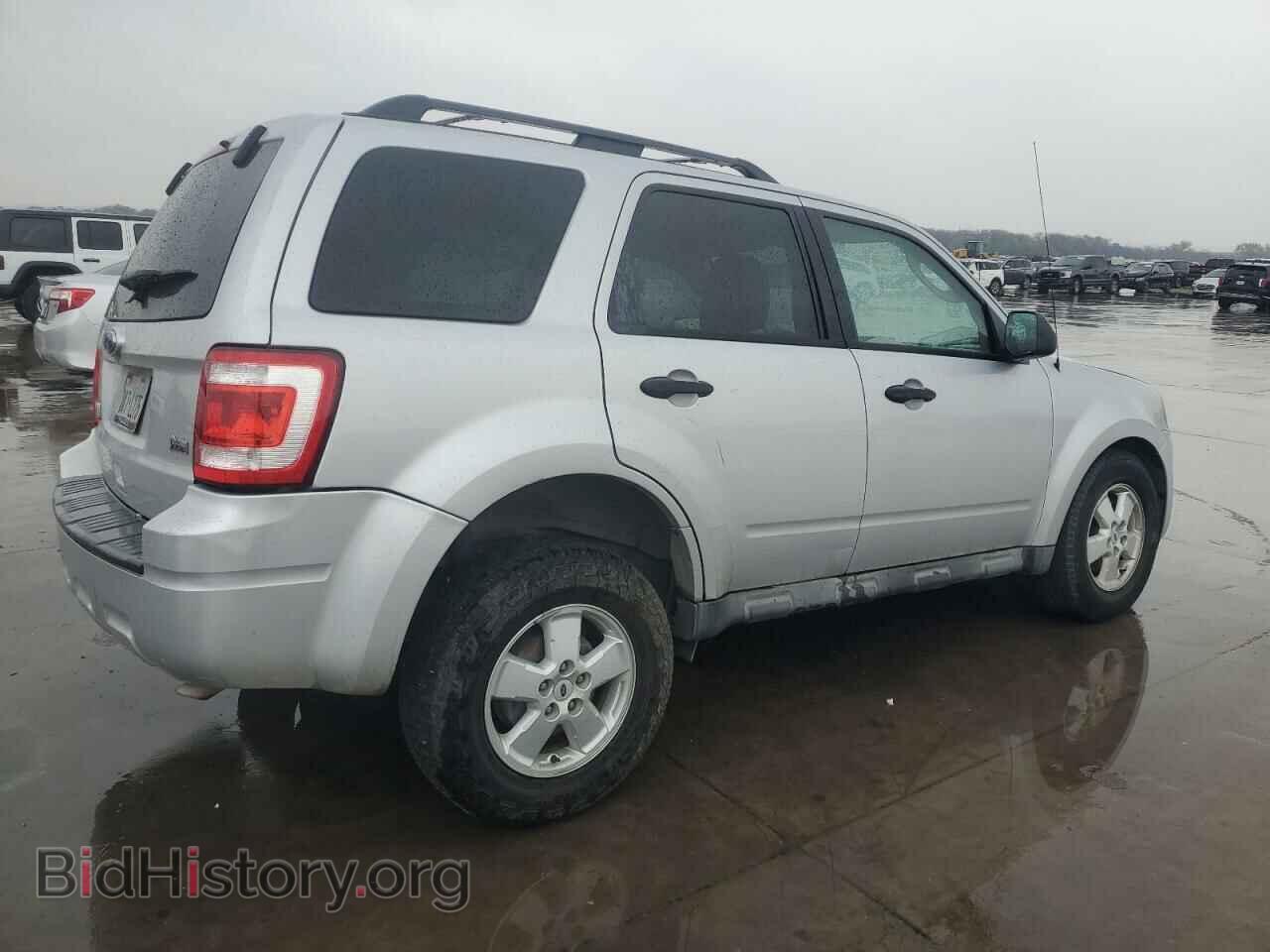 2010 FORD ESCAPE - VIN: 1FMCU0DG2AKB20442 - Фото 3