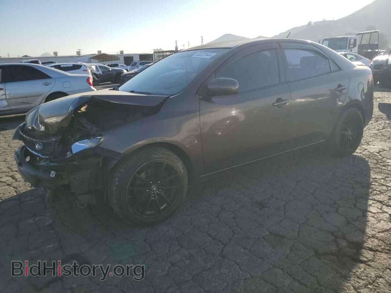 Фотография KNAFU4A21D5690398 - KIA FORTE 2013