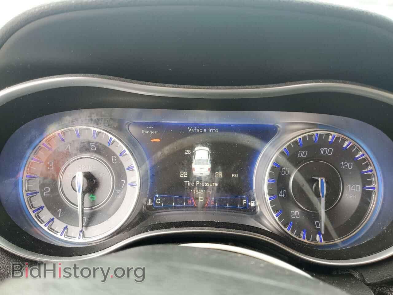 2016 CHRYSLER 300 - VIN: 2C3CCAAG0GH128464 - Фото 9