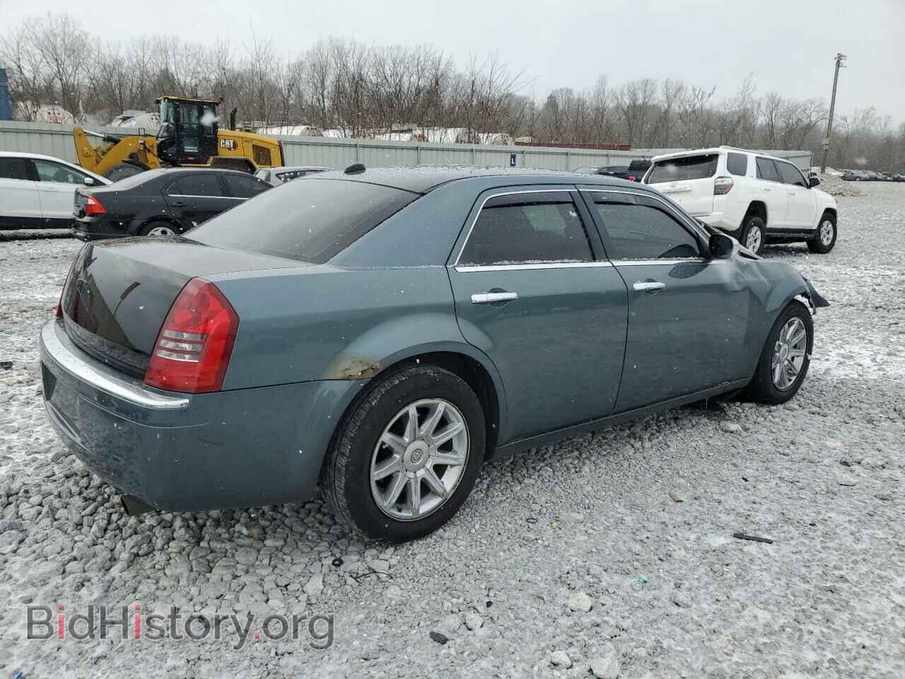 2006 CHRYSLER 300 - VIN: 2C3KA63H26H104640 - Фото 3