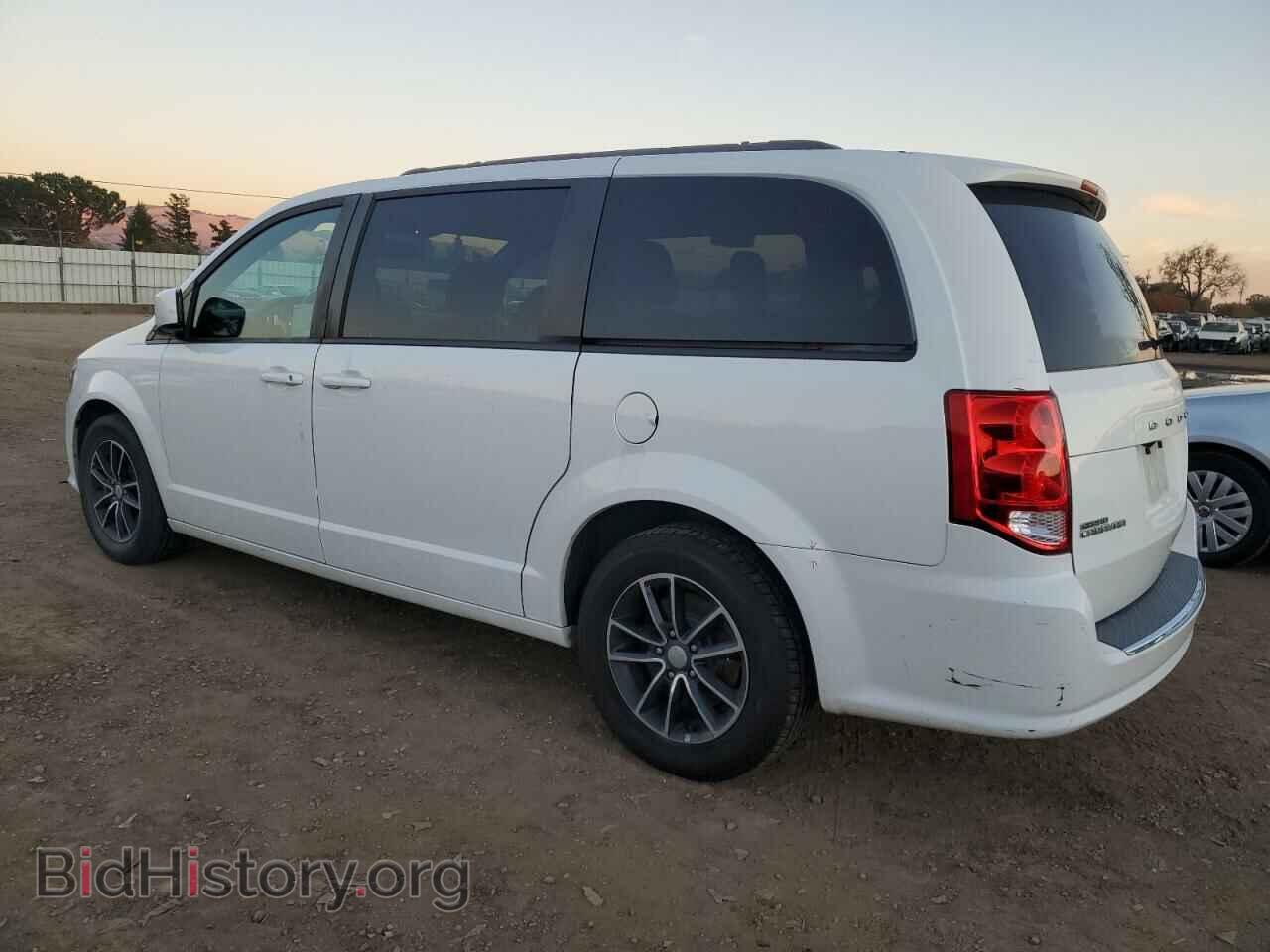 2018 DODGE CARAVAN - VIN: 2C4RDGEG1JR221785 - Фото 2