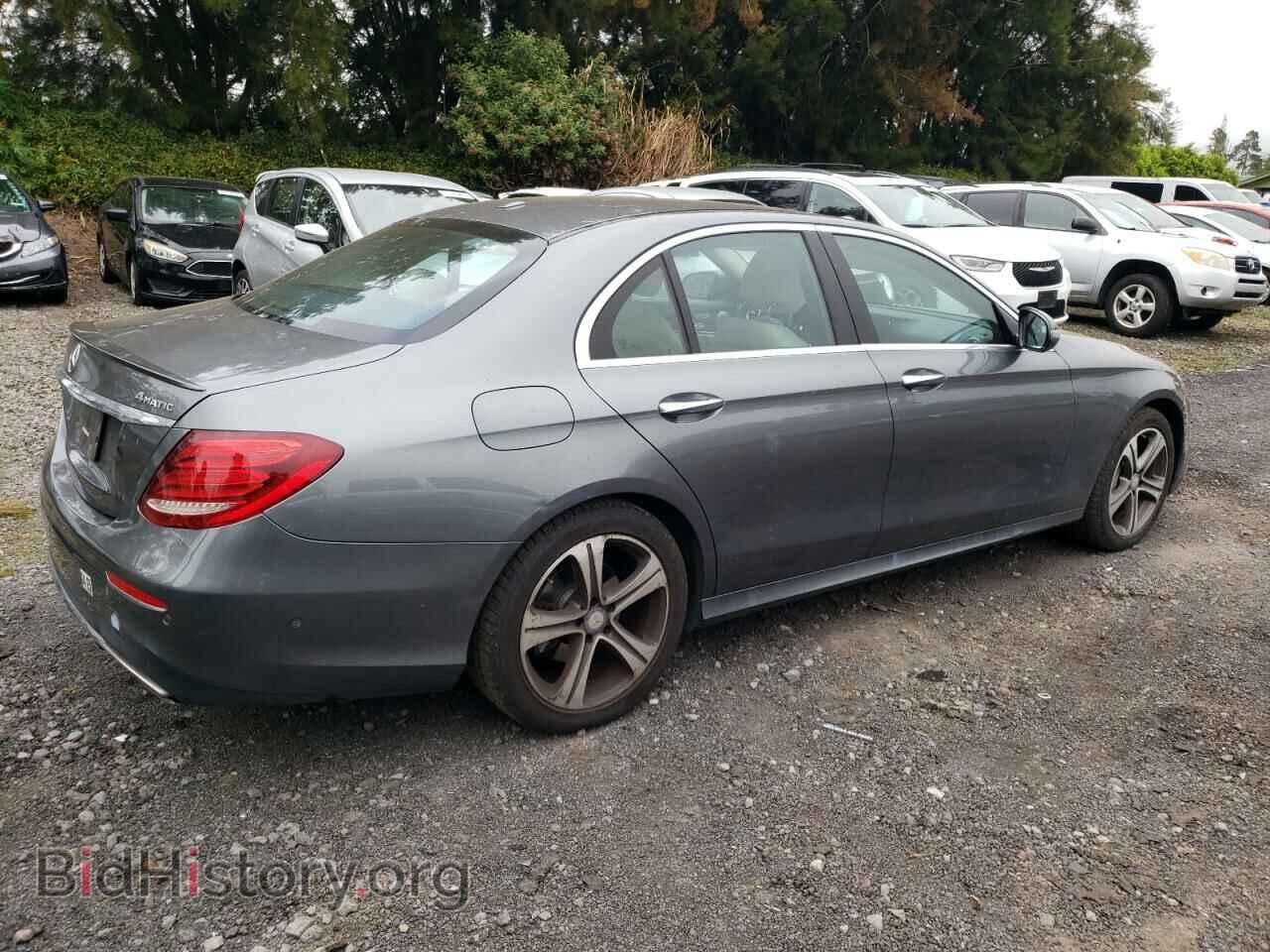 2017 MERCEDES-BENZ E-CLASS - VIN: WDDZF4KB6HA136575 - Фото 3