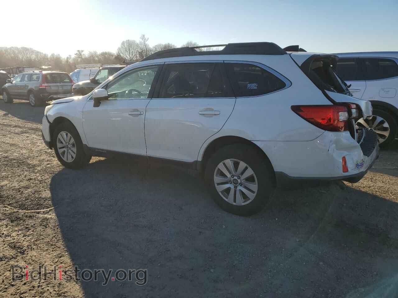 2016 SUBARU OUTBACK - VIN: 4S4BSADC2G3202517 - Фото 2