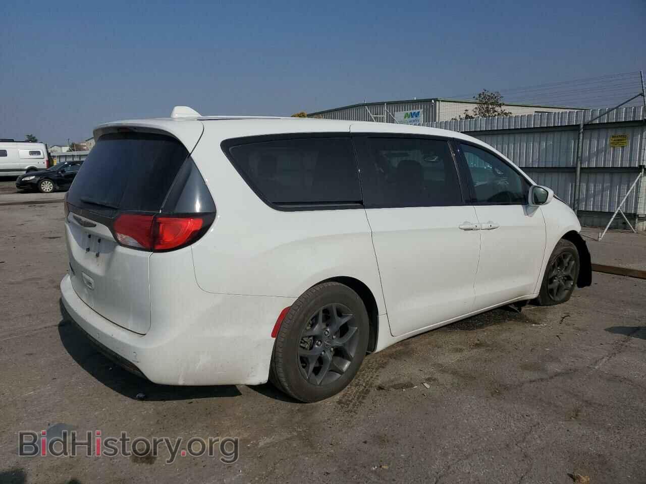 2018 CHRYSLER PACIFICA - VIN: 2C4RC1FG3JR306626 - Photo 3