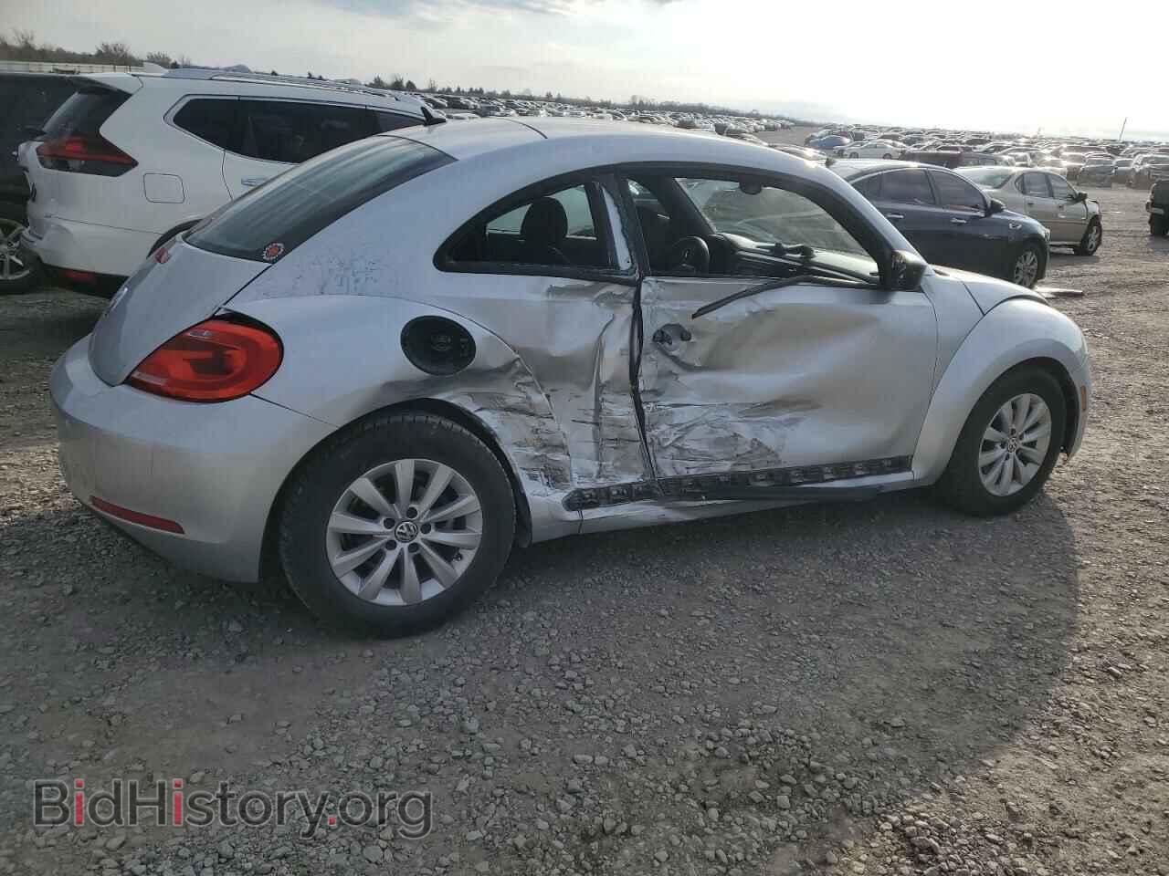 2014 VOLKSWAGEN BEETLE - VIN: 3VWF17AT4EM634714 - Фото 3