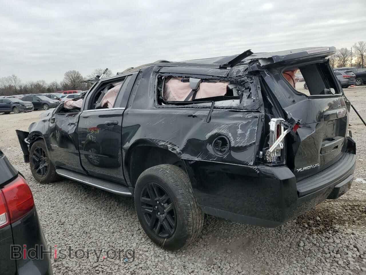 2019 GMC YUKON - VIN: 1GKS2FKC7KR312185 - Фото 2