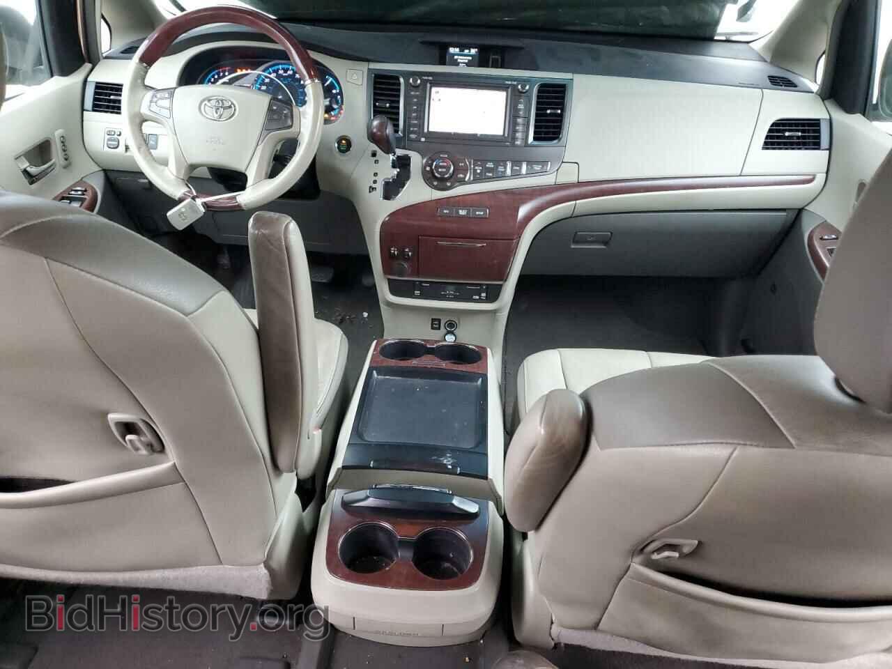 2011 TOYOTA All Models - VIN: 5TDDK3DC2BS005654 - Фото 8