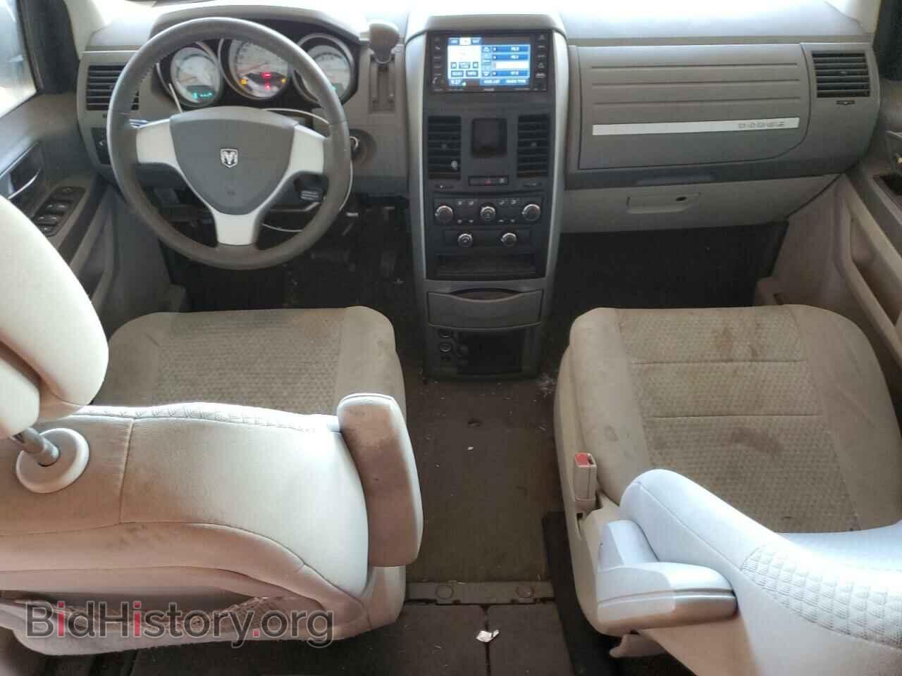 2010 DODGE CARAVAN - VIN: 2D4RN3D12AR332111 - Photo 8