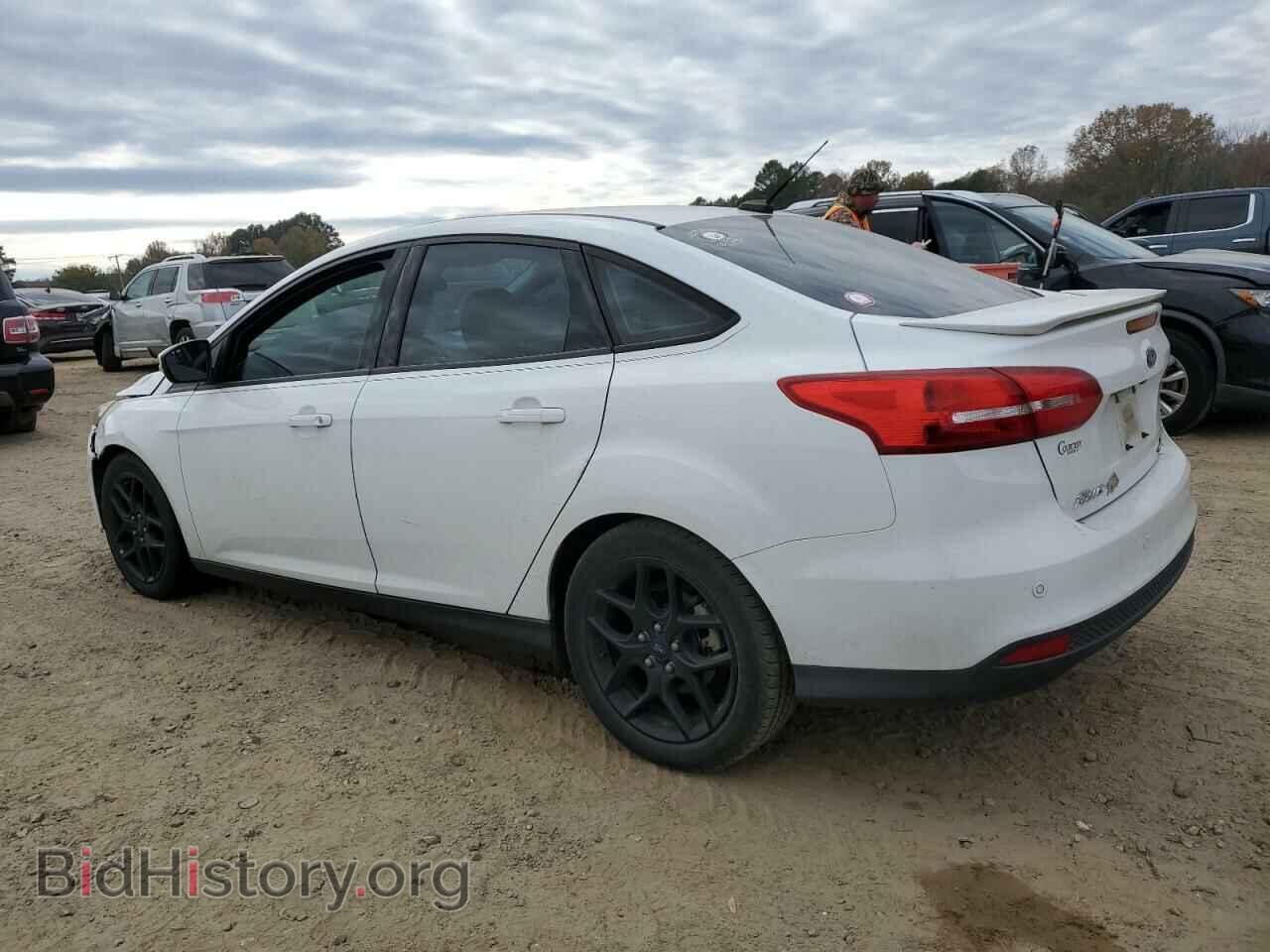 2015 FORD FOCUS - VIN: 1FADP3F23FL381962 - Фото 2