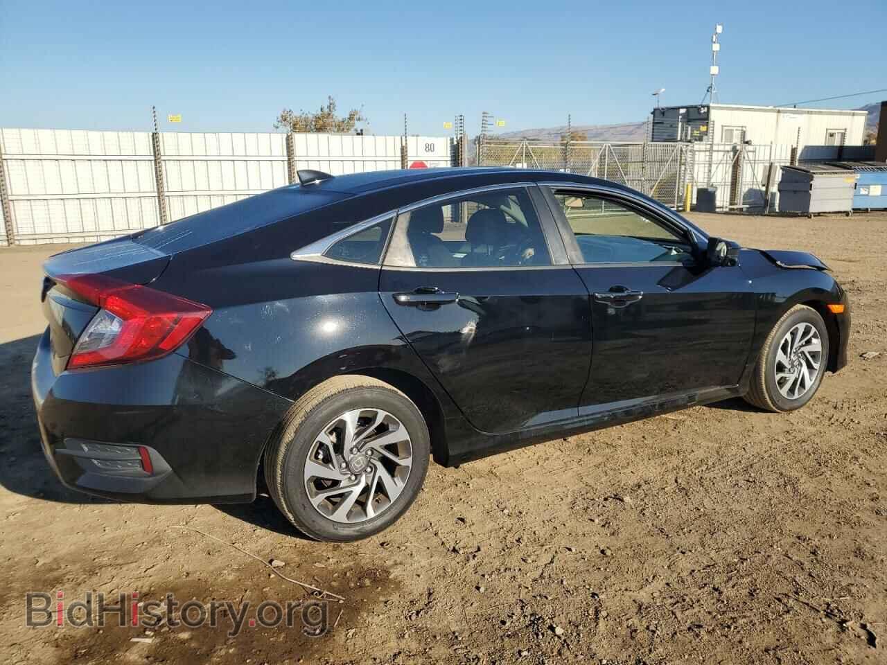 2018 HONDA CIVIC - VIN: 2HGFC2F70JH606303 - Фото 3