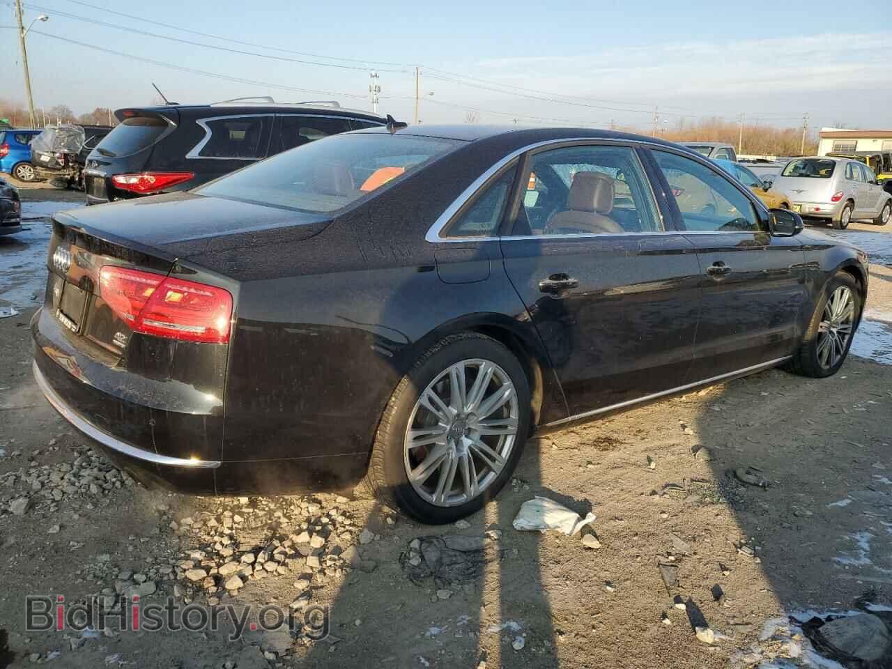2011 AUDI A8 - VIN: WAURVAFD1BN022083 - Фото 3