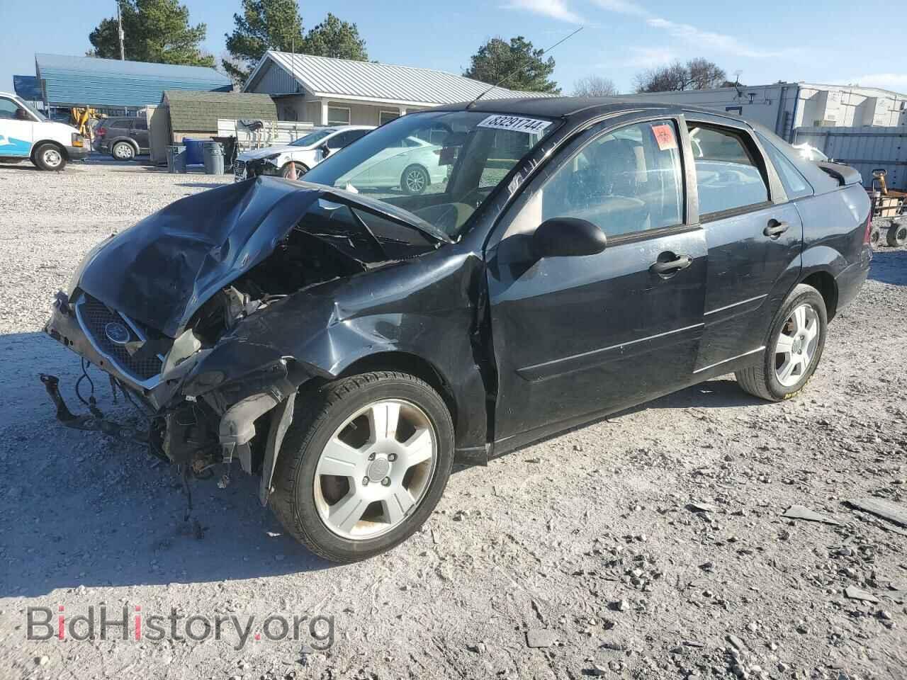 Photo 1FAFP34NX6W120865 - FORD FOCUS 2006