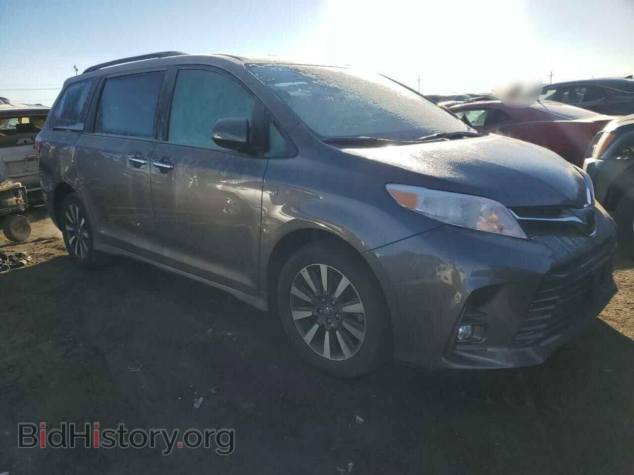 2018 TOYOTA All Models - VIN: 5TDDZ3DC8JS209708 - Фото 4