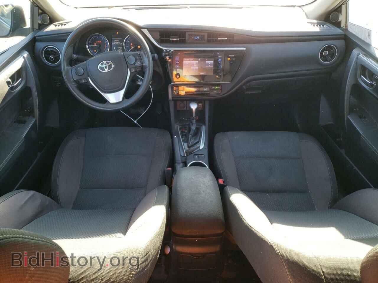 2017 TOYOTA COROLLA - VIN: 2T1BURHEXHC956802 - Фото 8
