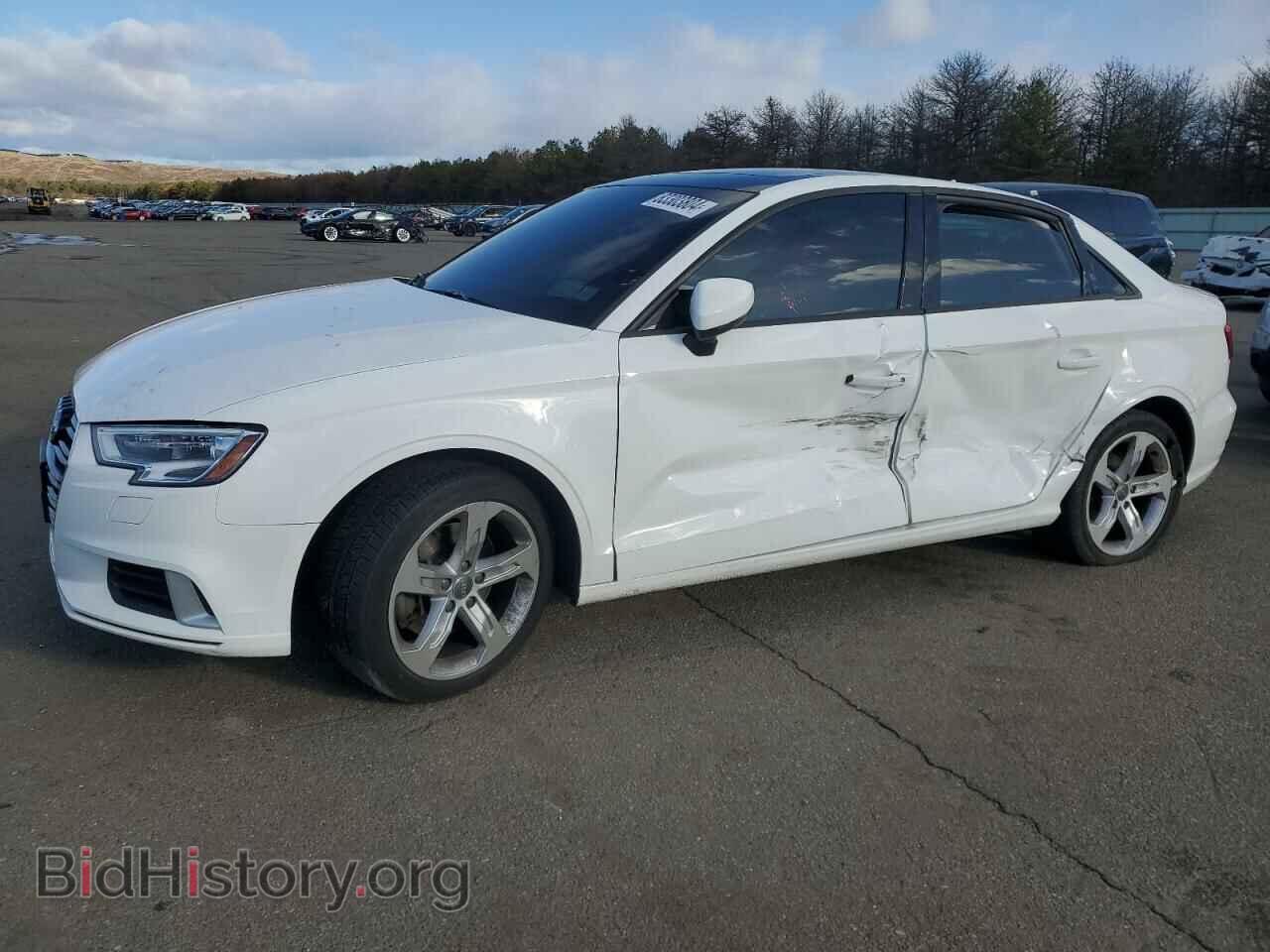 Фотография WAUB8GFF7J1045189 - AUDI A3 2018