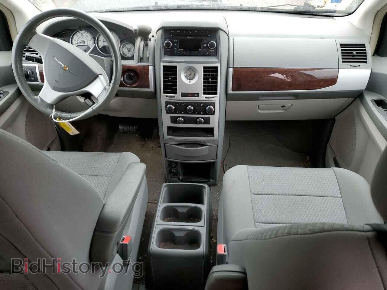 2010 CHRYSLER MINIVAN - VIN: 2A4RR5D15AR304455 - Фото 8