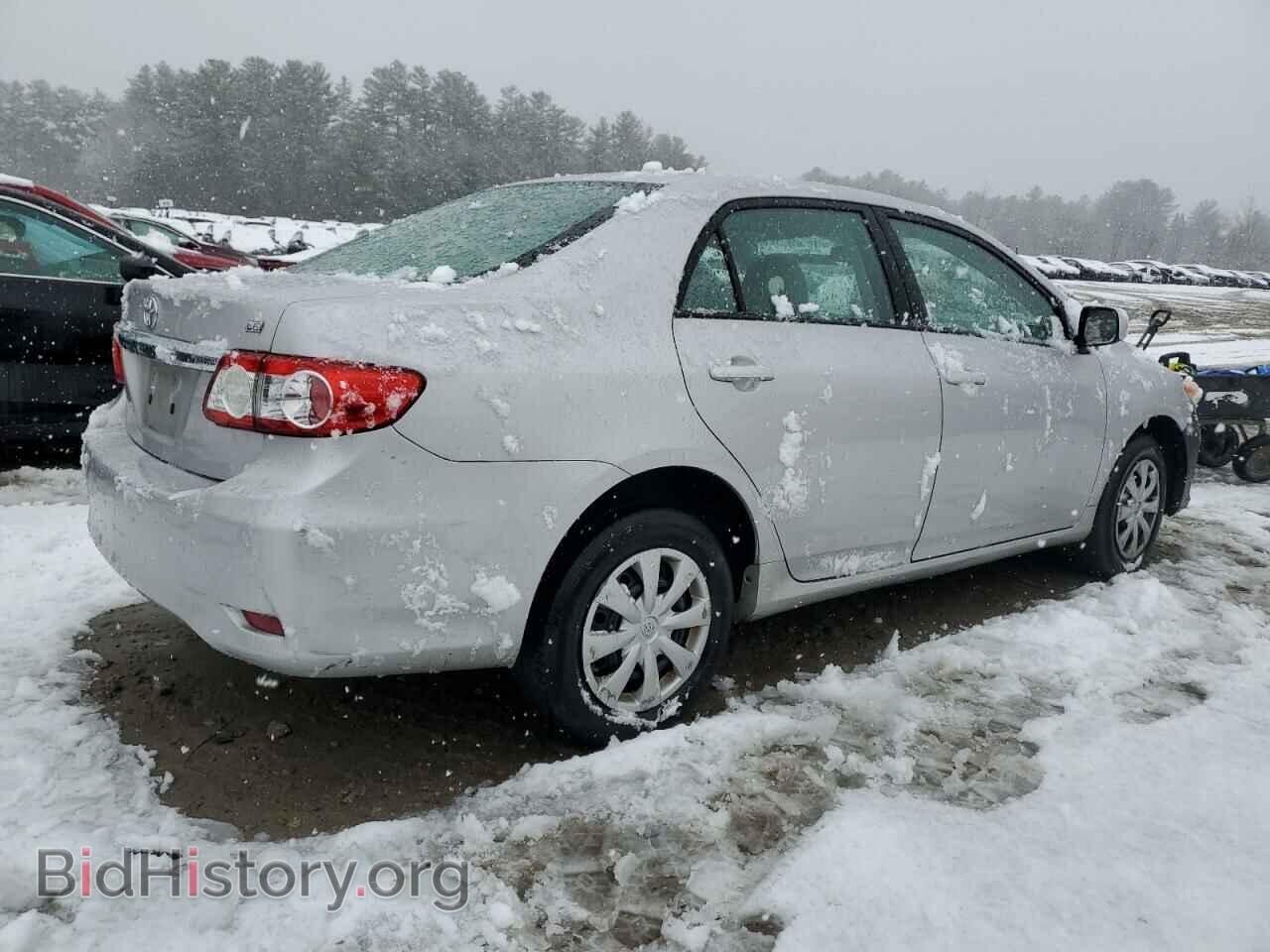 2011 TOYOTA COROLLA - VIN: 2T1BU4EE0BC551174 - Фото 3
