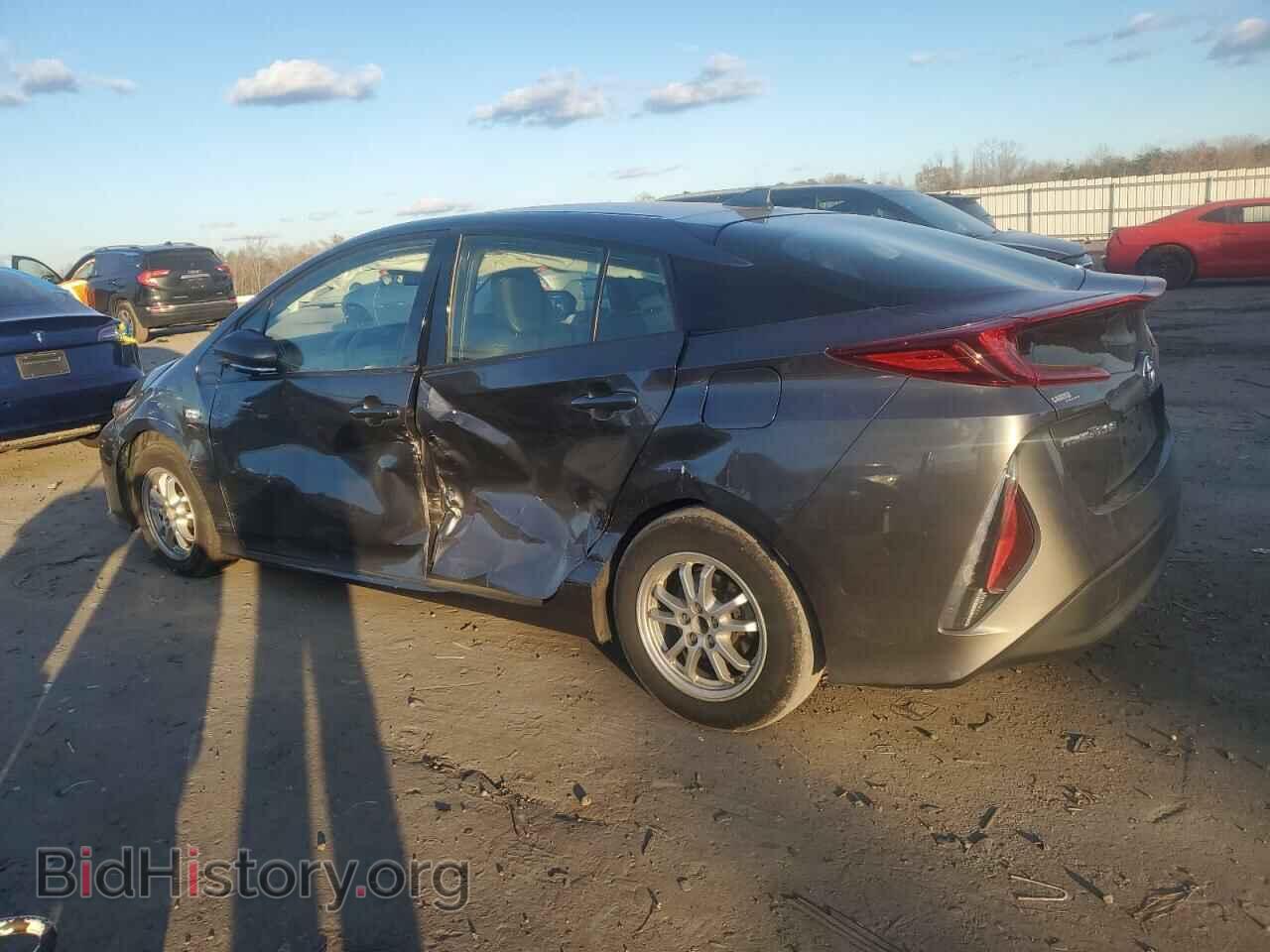 2018 TOYOTA PRIUS - VIN: JTDKARFP9J3097925 - Фото 2