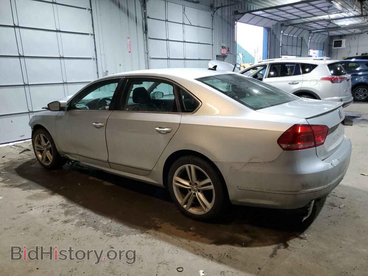 2013 VOLKSWAGEN PASSAT - VIN: 1VWCN7A31DC081575 - Фото 2