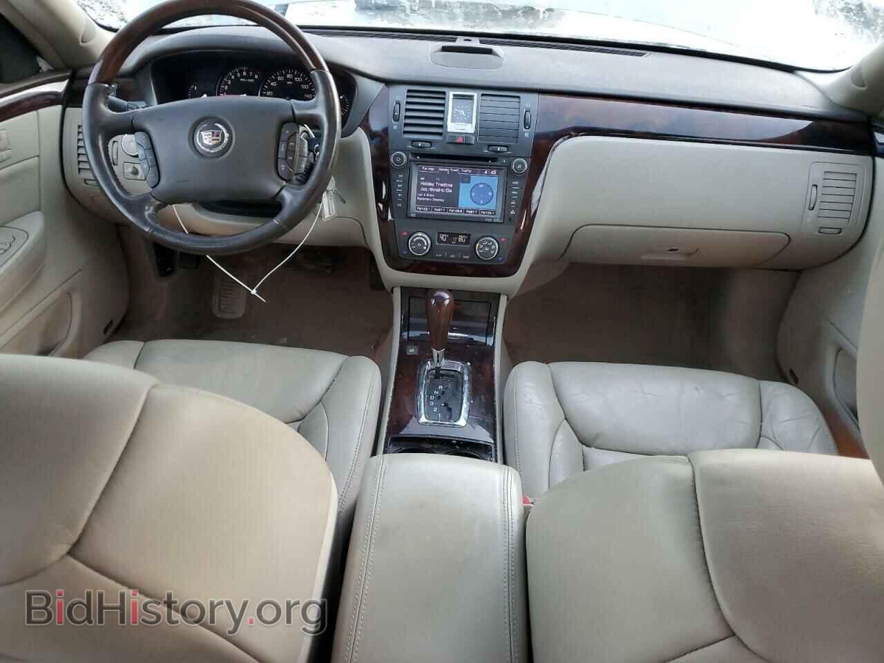 2011 CADILLAC DTS - VIN: 1G6KH5E69BU110863 - Photo 8