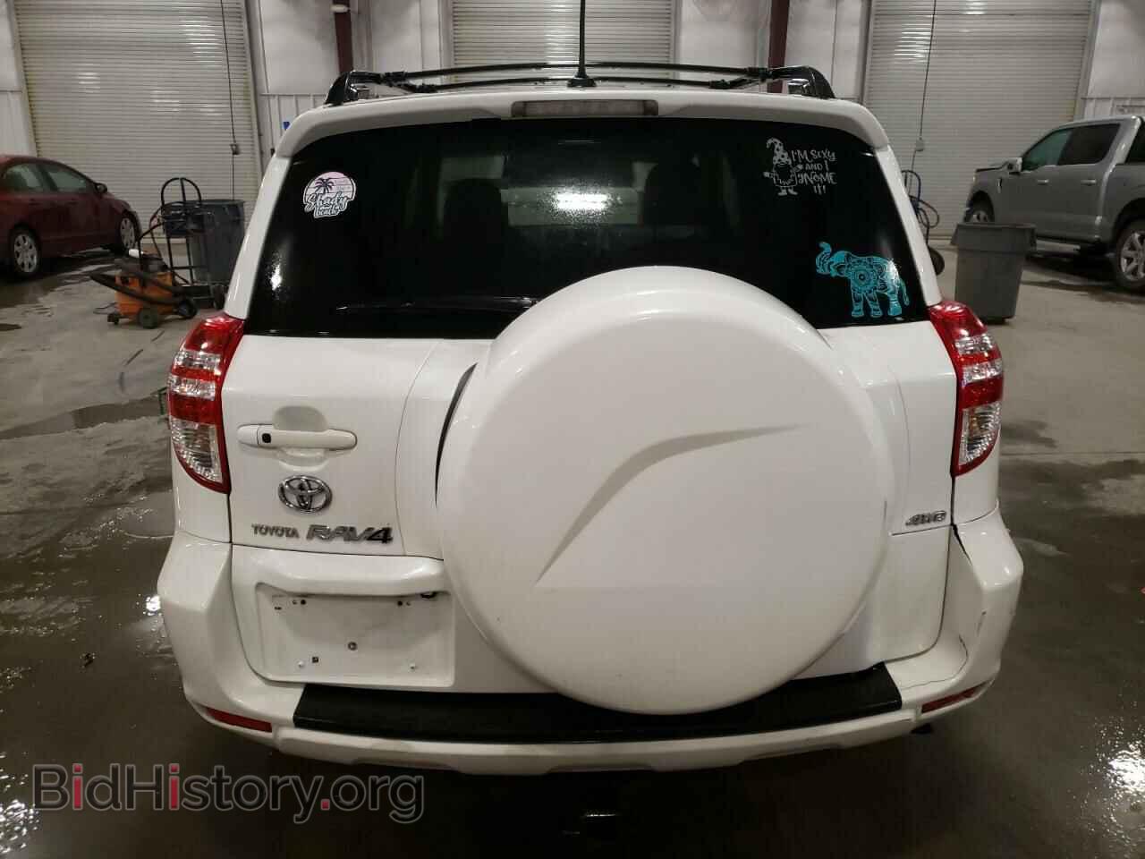 2011 TOYOTA RAV4 - VIN: JTMDF4DV4B5042867 - Фото 6