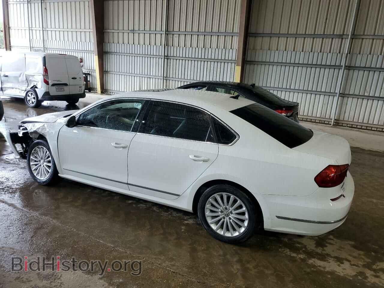 2016 VOLKSWAGEN PASSAT - VIN: 1VWBT7A39GC027866 - Фото 2