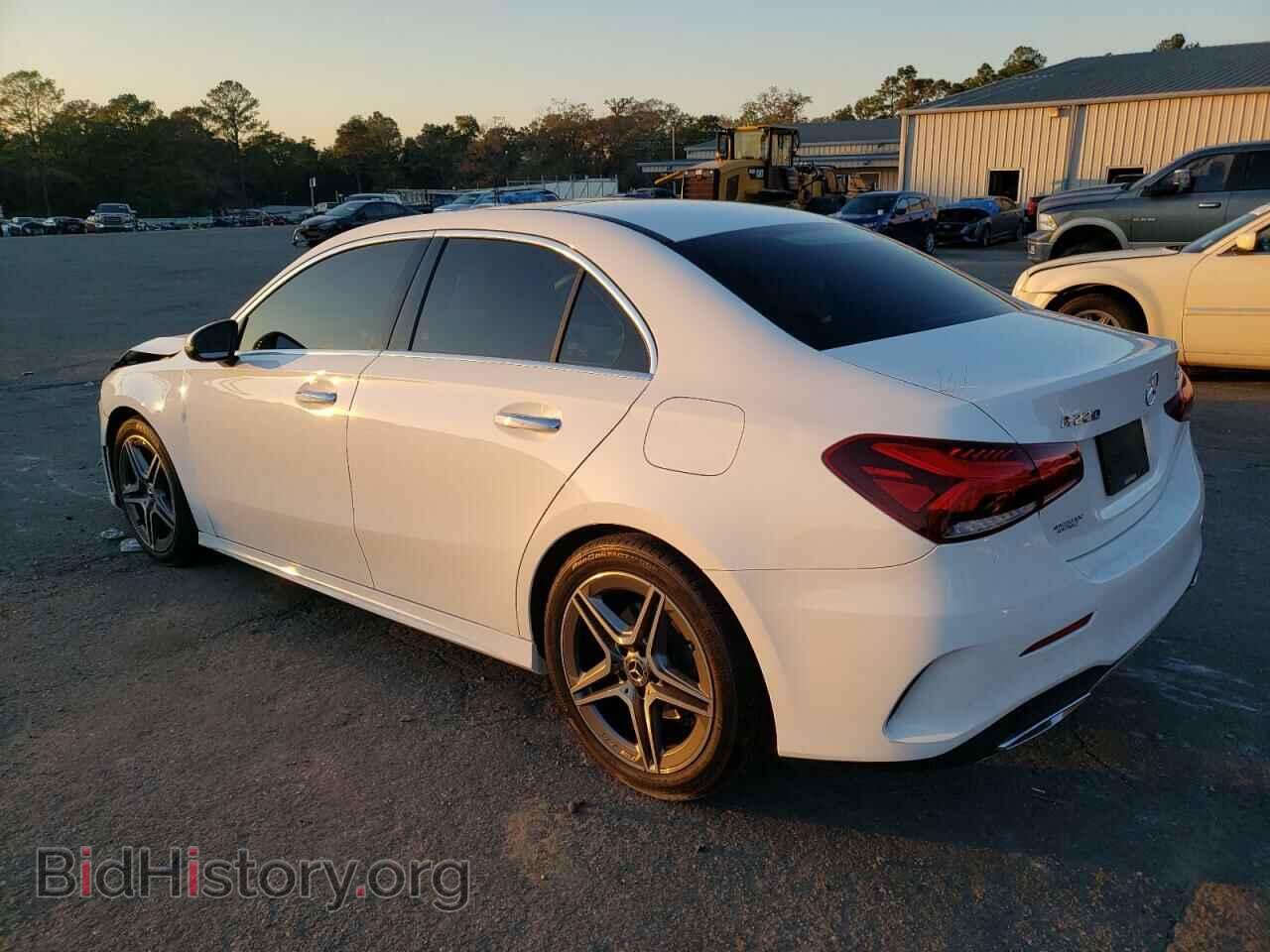 2019 MERCEDES-BENZ A-CLASS - VIN: WDD3G4FB5KW025619 - Фото 2