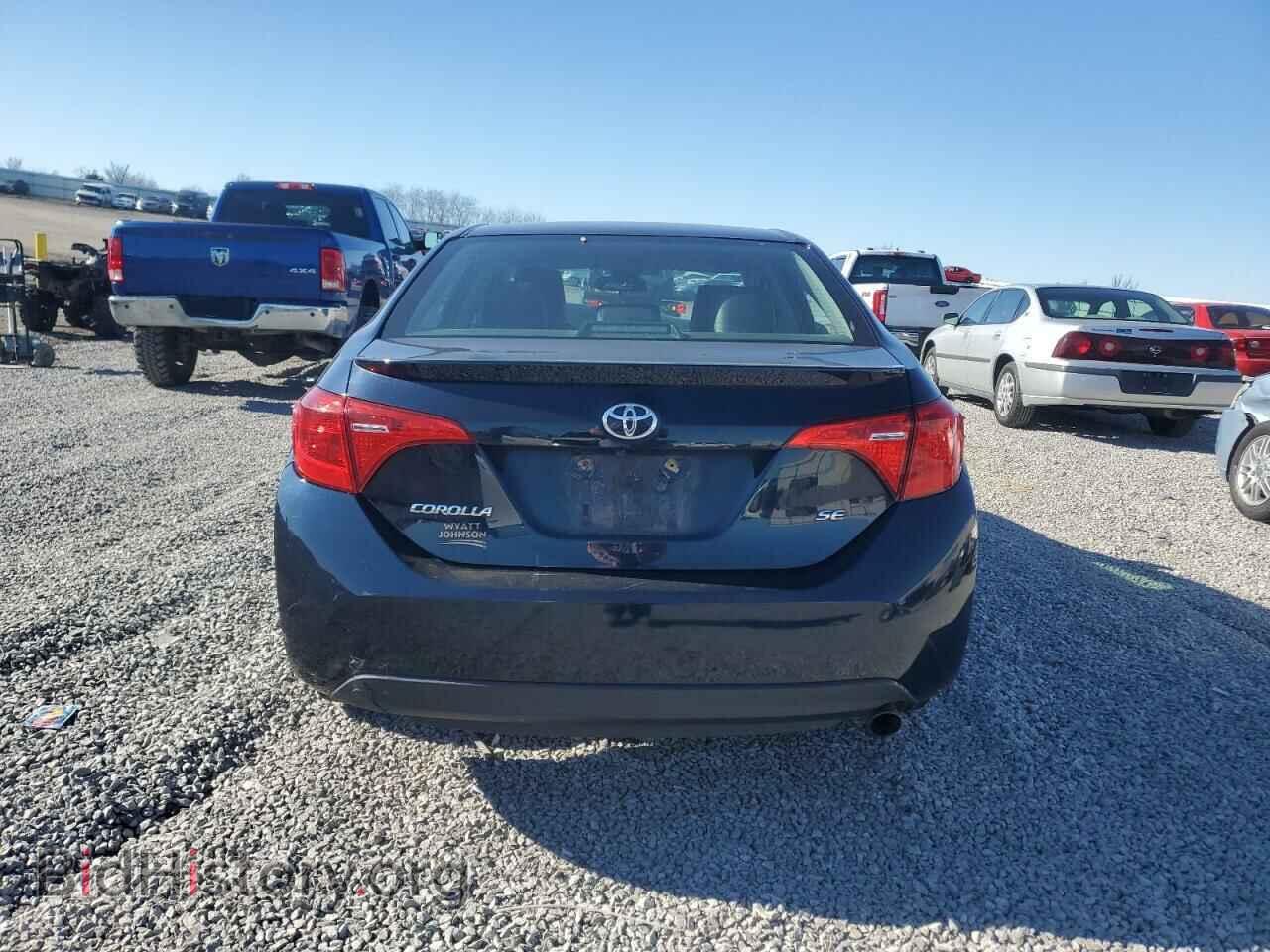 2017 TOYOTA COROLLA - VIN: 2T1BURHE2HC775063 - Фото 6