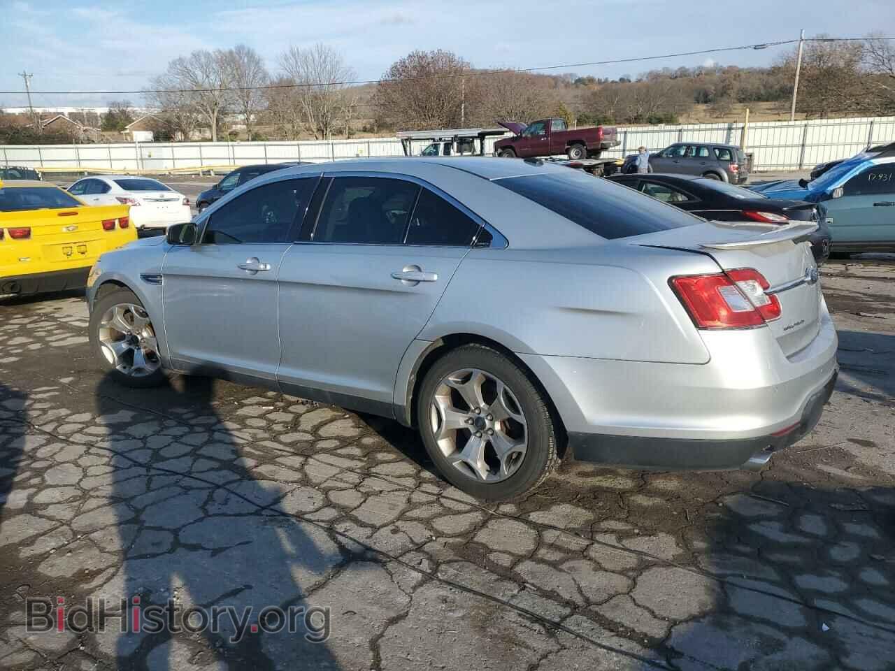 2011 FORD TAURUS - VIN: 1FAHP2KT9BG133776 - Фото 2