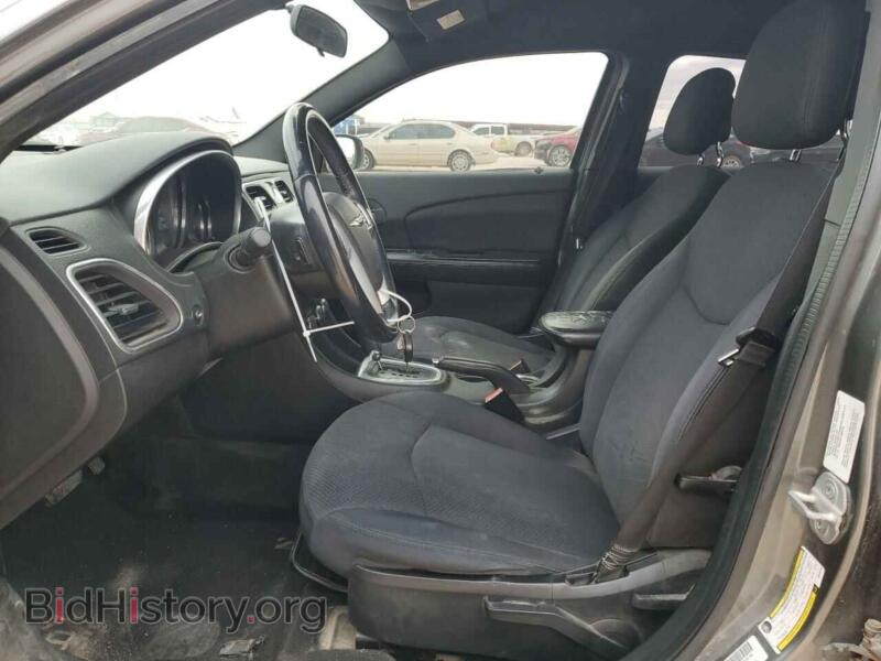 2013 Chrysler 200 (VIN 1C3CCBBB8DN595742) — фото 7 из 12