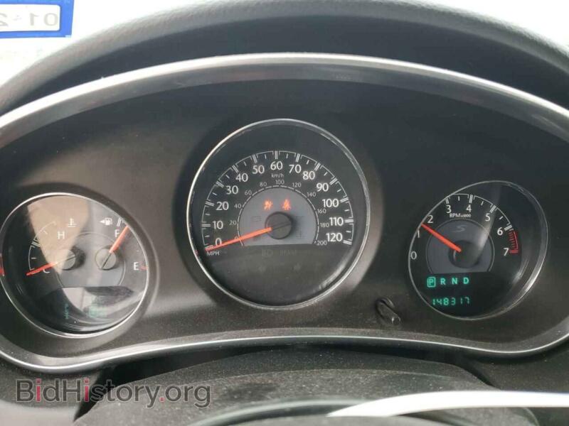 2013 Chrysler 200 (VIN 1C3CCBBB8DN595742) — фото 9 из 12