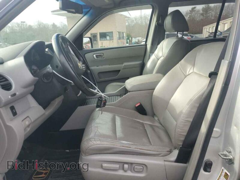 2009 Honda PILOT (VIN 5FNYF485X9B049813) — photo 7 of 13