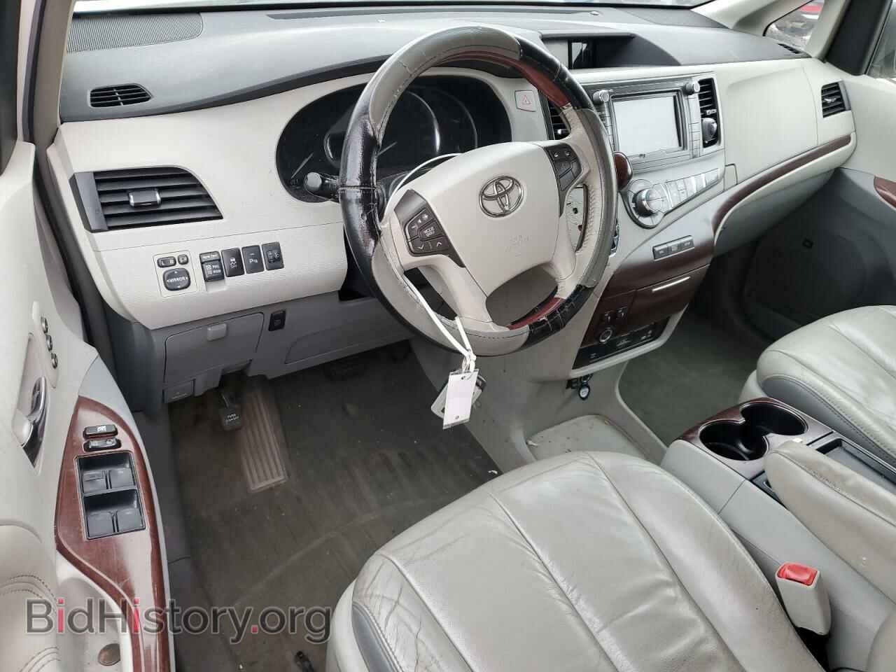 2011 TOYOTA All Models - VIN: 5TDYK3DCXBS174855 - Фото 8