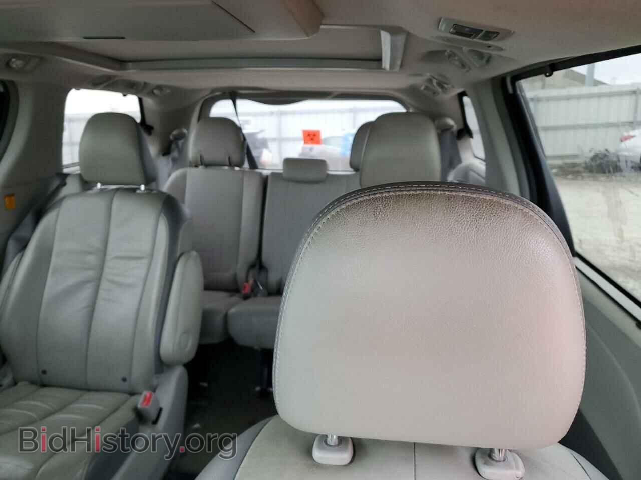 2011 TOYOTA All Models - VIN: 5TDYK3DCXBS174855 - Фото 10