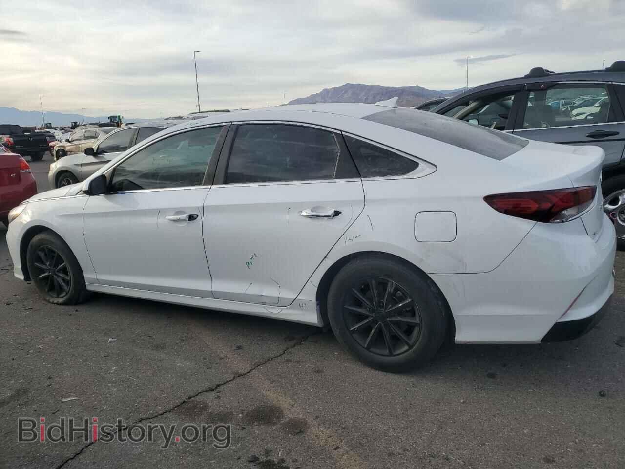 2019 HYUNDAI SONATA - VIN: 5NPE24AF0KH777438 - Фото 2