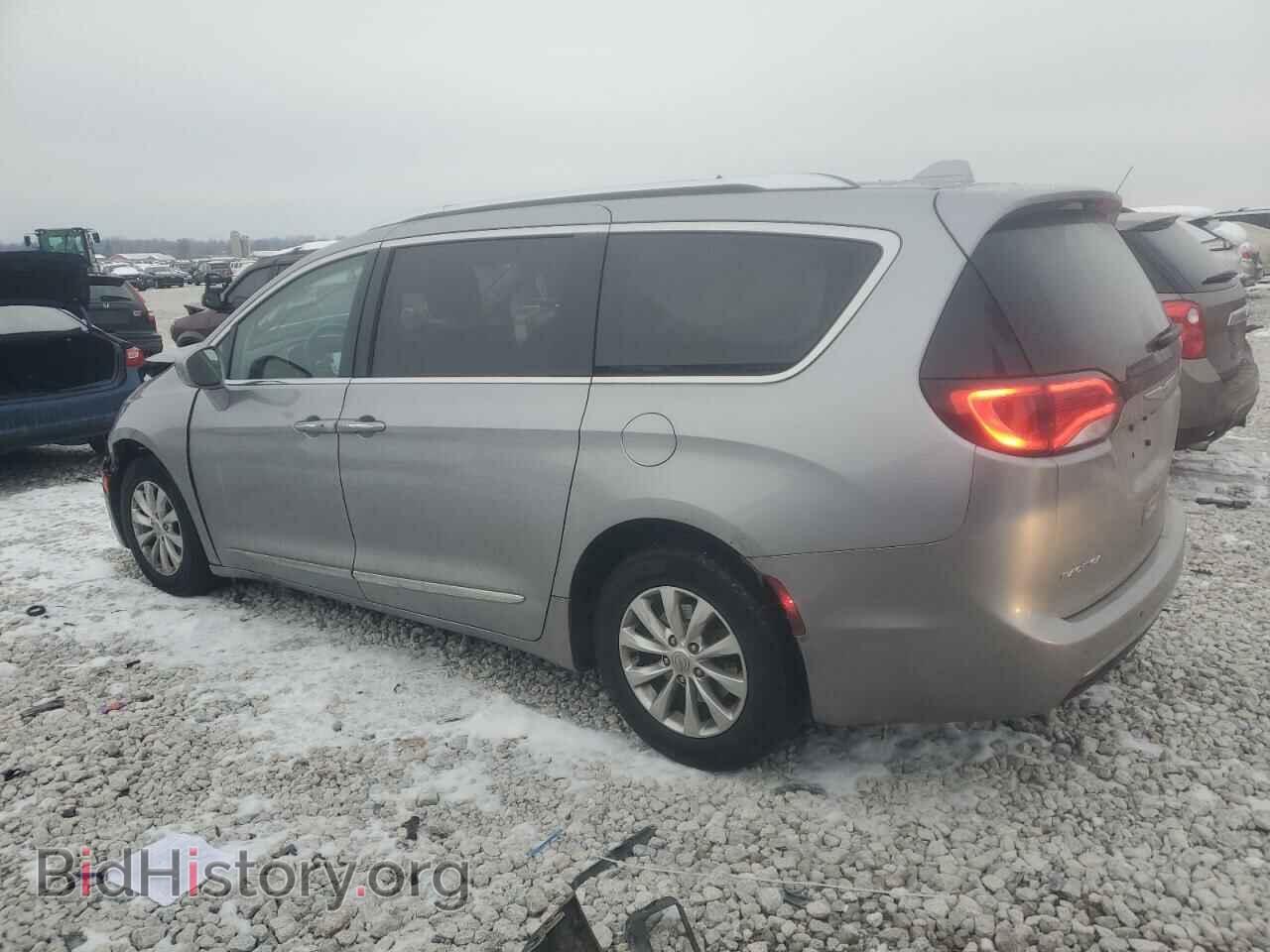 2018 CHRYSLER PACIFICA - VIN: 2C4RC1BG4JR194151 - Фото 2