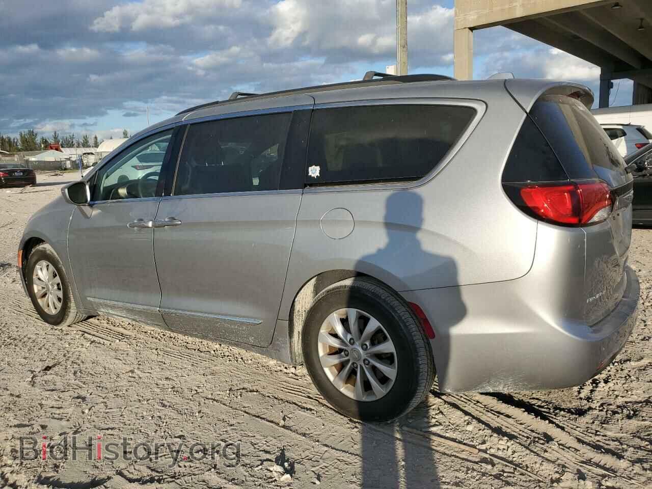 2017 CHRYSLER PACIFICA - VIN: 2C4RC1BG1HR552056 - Фото 2